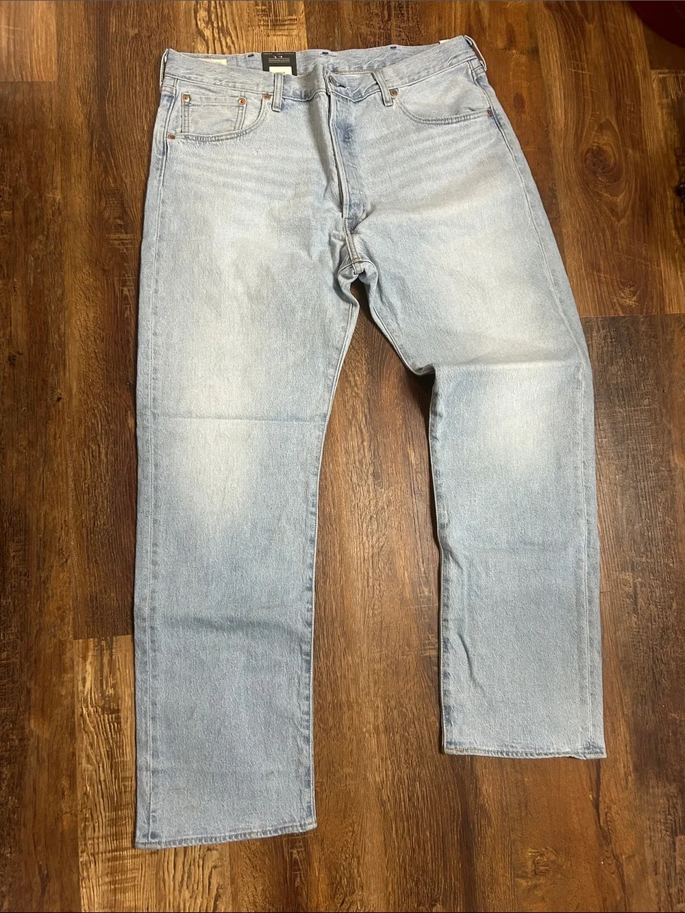 Levi's Straight Leg Jeans in Light Blue Wash